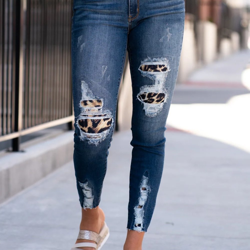 Judy Blue Leopard Patch Skinny Stretch Ankle Jeans Size 18W